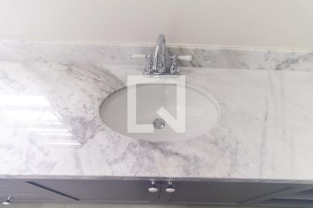 Apartamento para alugar com 106m², 3 quartos e 1 vaga Apartamento para alugar com 106m², 3 quartos e 1 vagaBanheiro da Suíte