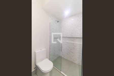 Apartamento para alugar com 106m², 3 quartos e 1 vaga Apartamento para alugar com 106m², 3 quartos e 1 vagaBanheiro da Suíte