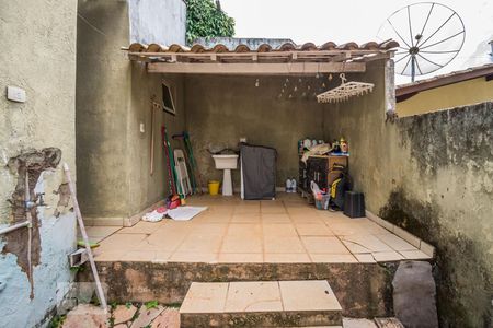 Casa à venda com 250m², 5 quartos e 2 vagas Casa à venda com 250m², 5 quartos e 2 vagasÁrea de Serviço