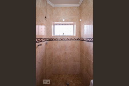 Casa à venda com 250m², 5 quartos e 2 vagas Casa à venda com 250m², 5 quartos e 2 vagasLavabo