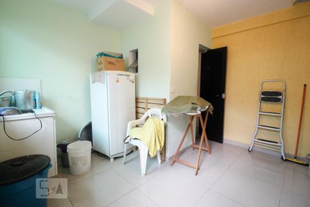 Casa à venda com 185m², 3 quartos e 2 vagas Casa à venda com 185m², 3 quartos e 2 vagasQuarto de serviço 1