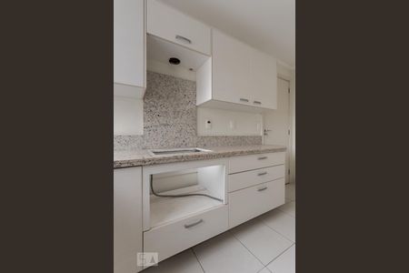 Apartamento à venda com 230m², 3 quartos e 1 vaga Apartamento à venda com 230m², 3 quartos e 1 vagaCozinha