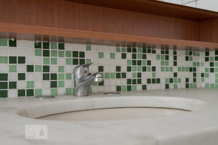 Apartamento à venda com 230m², 3 quartos e 1 vaga Apartamento à venda com 230m², 3 quartos e 1 vagaBanheiro Social