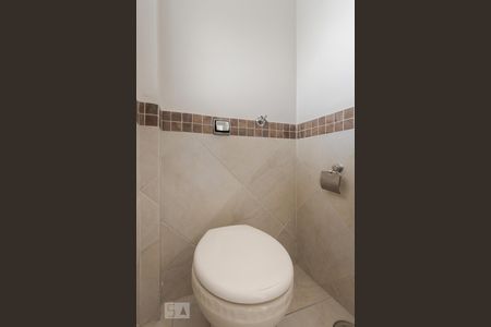 Apartamento à venda com 230m², 3 quartos e 1 vaga Apartamento à venda com 230m², 3 quartos e 1 vagaLavabo