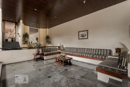 Apartamento à venda com 230m², 3 quartos e 1 vaga Apartamento à venda com 230m², 3 quartos e 1 vagaHall de Entrada