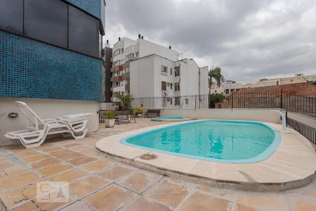 Apartamento à venda com 230m², 3 quartos e 1 vaga Apartamento à venda com 230m², 3 quartos e 1 vagaÁrea comum - Piscina