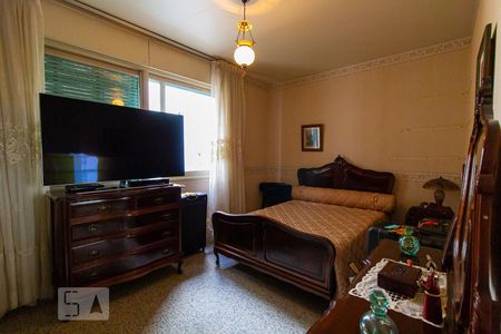 Apartamento à venda com 229m², 4 quartos e 2 vagas Apartamento à venda com 229m², 4 quartos e 2 vagasQuarto 3