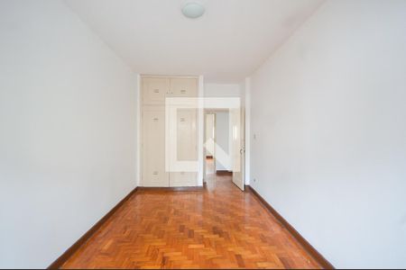 Apartamento à venda com 115m², 3 quartos e 1 vaga Apartamento à venda com 115m², 3 quartos e 1 vagaDormitório 2