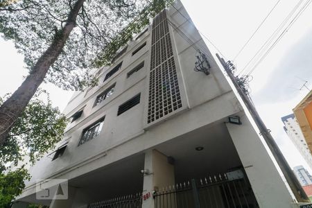 Apartamento para alugar com 83m², 2 quartos e 1 vaga Apartamento para alugar com 83m², 2 quartos e 1 vagaFachada