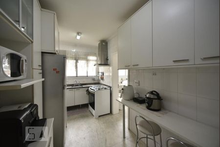 Apartamento à venda com 120m², 3 quartos e 2 vagasCozinha