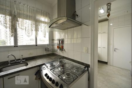 Apartamento à venda com 120m², 3 quartos e 2 vagasCozinha