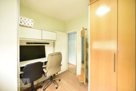 Apartamento à venda com 120m², 3 quartos e 2 vagasQuarto 2