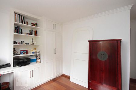 Apartamento à venda com 290m², 3 quartos e 2 vagasSuíte 2