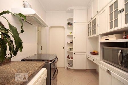 Apartamento à venda com 290m², 3 quartos e 2 vagasCozinha