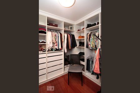 Apartamento à venda com 290m², 3 quartos e 2 vagasSuíte 1