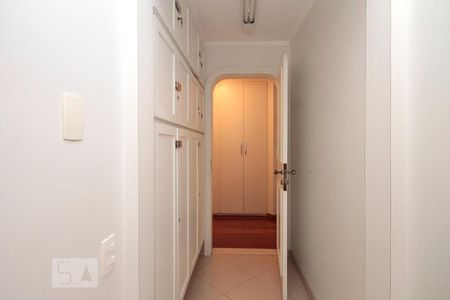Apartamento à venda com 290m², 3 quartos e 2 vagasCozinha