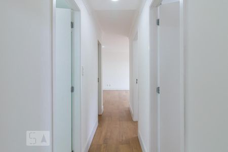 Apartamento à venda com 70m², 2 quartos e 2 vagas Apartamento à venda com 70m², 2 quartos e 2 vagasCorredor