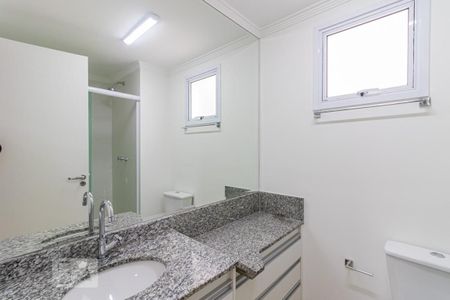 Apartamento à venda com 70m², 2 quartos e 2 vagas Apartamento à venda com 70m², 2 quartos e 2 vagasBanheiro