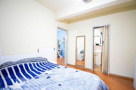 Quarto de apartamento à venda com 1 quarto, 84m² em Teresópolis, Porto Alegre