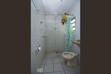 Casa para alugar com 300m², 9 quartos e 2 vagas Casa para alugar com 300m², 9 quartos e 2 vagasPiso Térreo - Banheiro