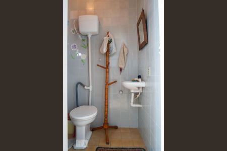 Apartamento à venda com 90m², 2 quartos e sem vagaBanheiro de Serviço