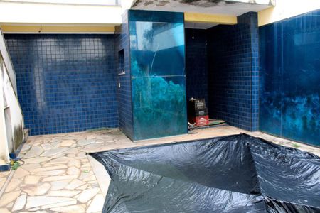 Casa à venda com 298m², 5 quartos e 4 vagasPiscina