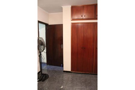 Casa à venda com 298m², 5 quartos e 4 vagasQuarto 1