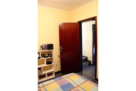 Casa à venda com 298m², 5 quartos e 4 vagasQuarto 2