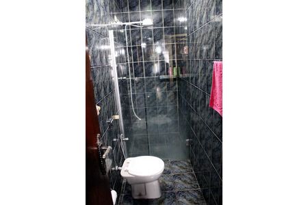 Casa à venda com 298m², 5 quartos e 4 vagasBanheiro 1