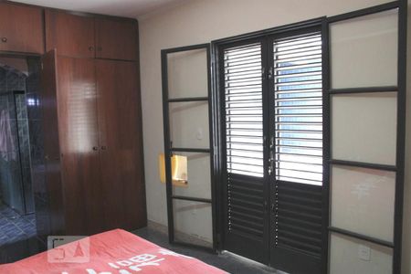 Casa à venda com 298m², 5 quartos e 4 vagasQuarto 4- Suíte