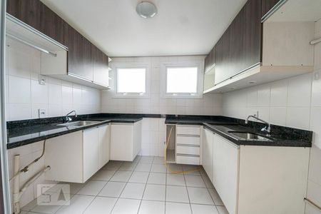 Apartamento à venda com 64m², 2 quartos e 1 vagaCozinha e Área de Serviço