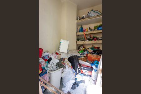 Apartamento à venda com 120m², 4 quartos e sem vaga Apartamento à venda com 120m², 4 quartos e sem vagaQuarto de Serviço