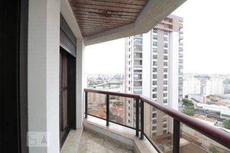 Apartamento à venda com 186m², 3 quartos e 3 vagasSacada da Suite 1 e 2