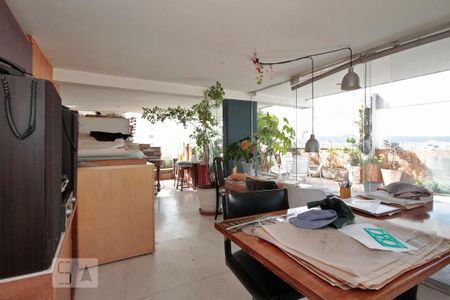 Apartamento à venda com 480m², 4 quartos e 4 vagasPiso Superior
