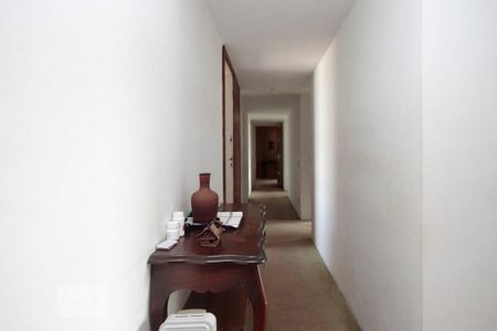 Apartamento à venda com 480m², 4 quartos e 4 vagasCorredor