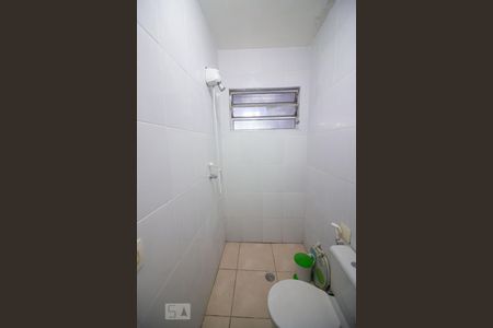 Kitnet Banheiro de kitnet/studio para alugar com 1 quarto, 101m² em Parque dos Príncipes, São Paulo