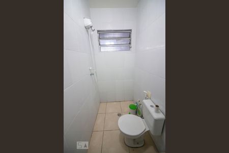 Kitnet Banheiro de kitnet/studio para alugar com 1 quarto, 101m² em Parque dos Príncipes, São Paulo