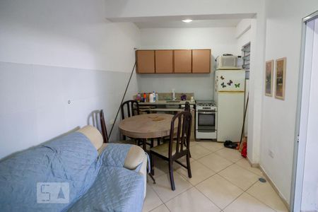 Kitnet Sala Cozinha de kitnet/studio para alugar com 1 quarto, 101m² em Parque dos Príncipes, São Paulo