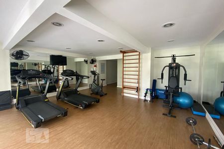 Apartamento à venda com 72m², 2 quartos e 2 vagas Apartamento à venda com 72m², 2 quartos e 2 vagasÁrea comum - Academia