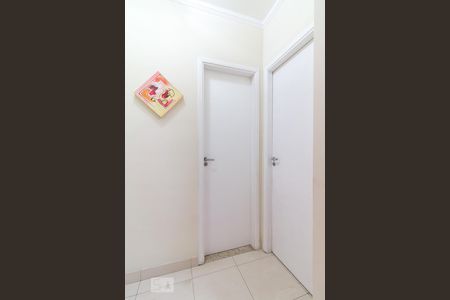 Corredor de apartamento para alugar com 3 quartos, 110m² em Vila Augusta, Guarulhos