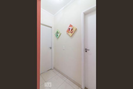 Corredor de apartamento para alugar com 3 quartos, 110m² em Vila Augusta, Guarulhos
