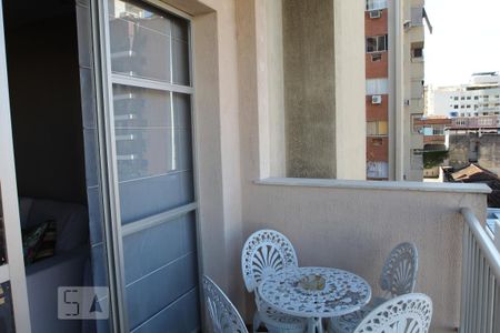 Apartamento à venda com 94m², 3 quartos e 1 vagaVaranda