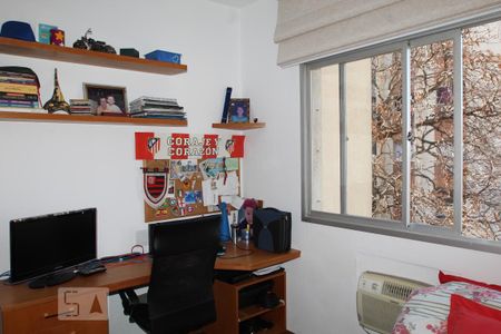 Apartamento à venda com 94m², 3 quartos e 1 vagaQuarto 2