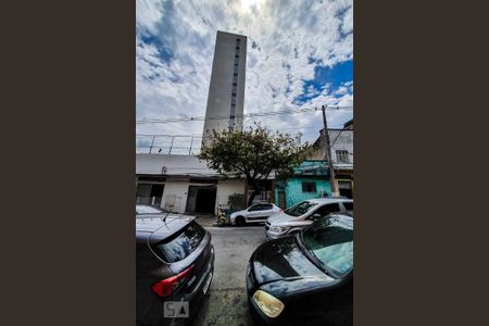 Apartamento à venda com 40m², 1 quarto e sem vaga Apartamento à venda com 40m², 1 quarto e sem vagaFachada