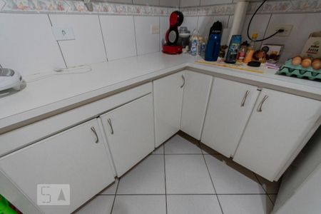 Casa à venda com 130m², 2 quartos e 2 vagas Casa à venda com 130m², 2 quartos e 2 vagasCozinha