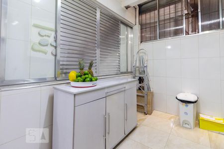 Apartamento à venda com 110m², 2 quartos e sem vaga Apartamento à venda com 110m², 2 quartos e sem vagaÁrea de serviço