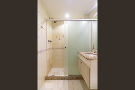 Apartamento à venda com 120m², 4 quartos e 1 vagaBanheiro Social