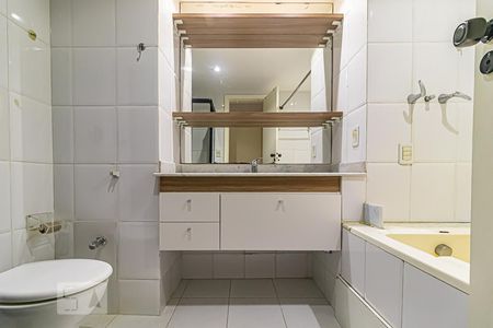 Apartamento à venda com 120m², 4 quartos e 1 vagaBanheiro da Suíte