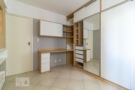 Apartamento à venda com 120m², 4 quartos e 1 vagaQuarto 1