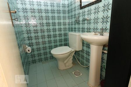 Casa à venda com 254m², 4 quartos e 4 vagasLavabo